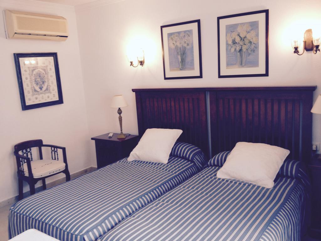 Dominion Apartments Estepona Zimmer foto